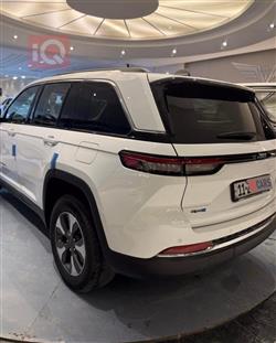 جيب جراند شيروكي